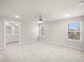 232  Wagon Spoke Way  17, Fort Worth Texas 76120