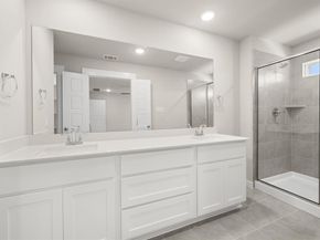 232  Wagon Spoke Way  17, Fort Worth Texas 76120