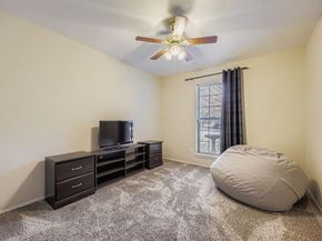 424  Benjamin Lane , Arlington Texas 76002