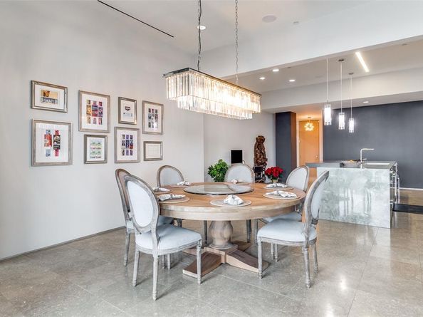 1717  Arts Plaza  1810, Dallas Texas 75201