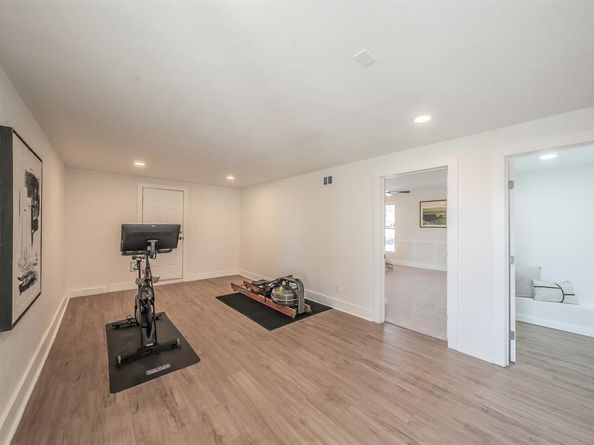 710  Meadow Lake Drive , Lakewood Village Texas 75068