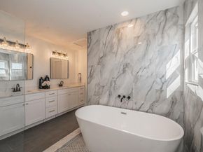 710  Meadow Lake Drive , Lakewood Village Texas 75068