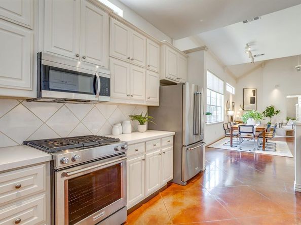 5065  Pershing Avenue , Fort Worth Texas 76107