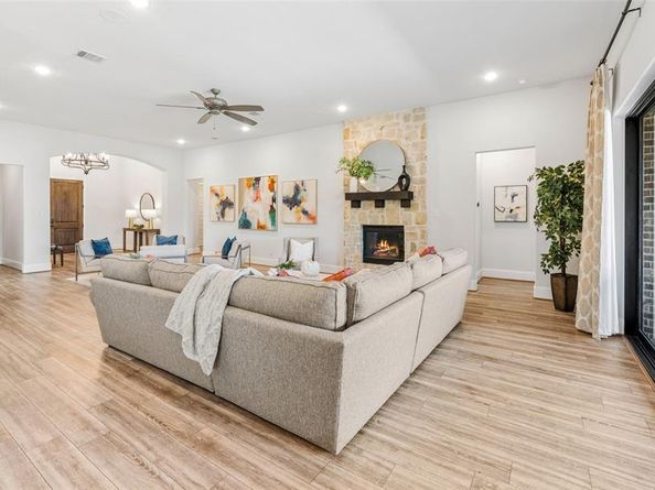 2700  Castlebridge  , The Colony Texas 75056
