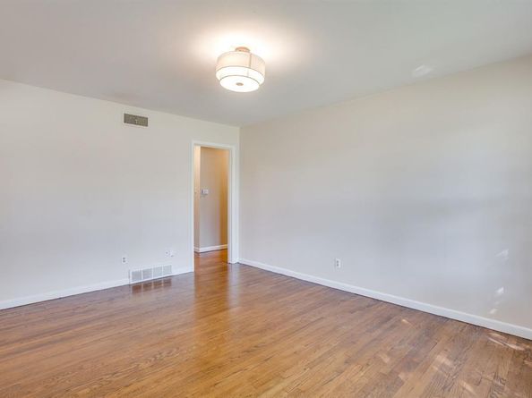 3304  Creston Avenue , Fort Worth Texas 76133