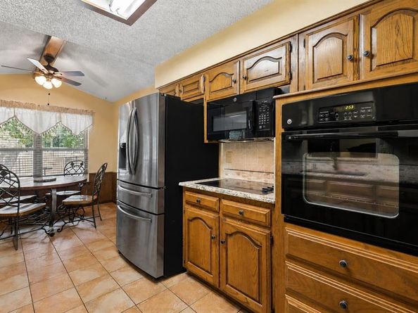 1310  Merrimac Trail , Garland Texas 75043