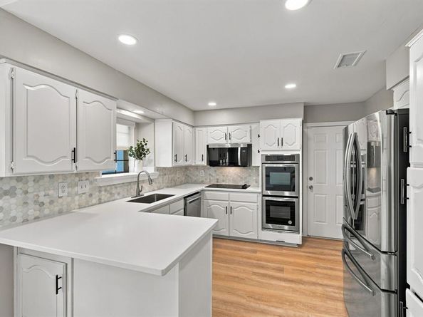 3808  Chestnut Street , Fort Worth Texas 76137