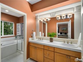 6230 Harbour Heights Parkway D3, Mukilteo WA 98275