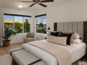 8533 NE Juanita Drive, Kirkland WA 98034