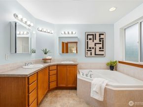 8017 64th Street SE, Snohomish WA 98290