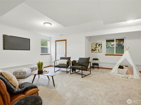 8017 64th Street SE, Snohomish WA 98290