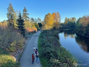 15827 NE Leary Way B116, Redmond WA 98052