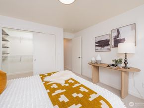 4354 6th Avenue NW, Seattle WA 98107