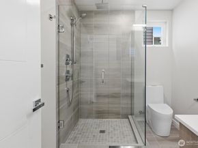 1816 24th Avenue S, Seattle WA 98144