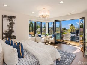 1231 4th Street W, Kirkland WA 98033