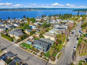 1231 4th Street W, Kirkland WA 98033