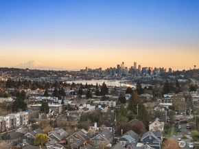 1004 N 48th Street, Seattle WA 98103