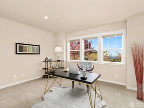 7050 171st Avenue SE, Bellevue WA 98006