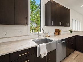 208 19th Avenue, Kirkland WA 98033
