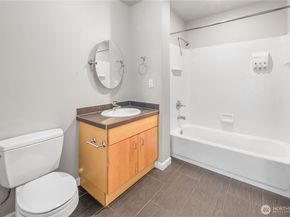 129 A 26th Avenue E, Seattle WA 98112