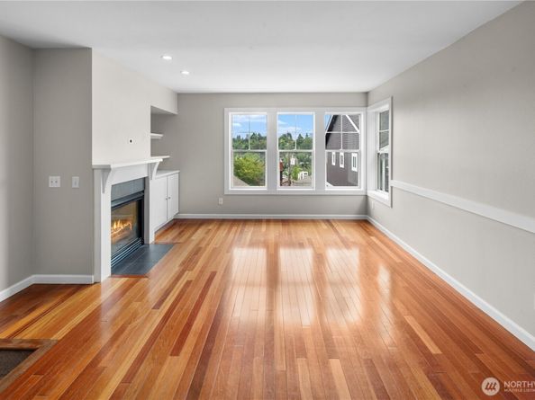 129 A 26th Avenue E, Seattle WA 98112