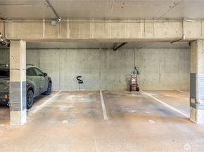 1028 Lakeview Boulevard E 8, Seattle WA 98102