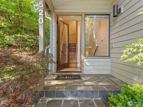 520 176th Lane NE, Bellevue WA 98008