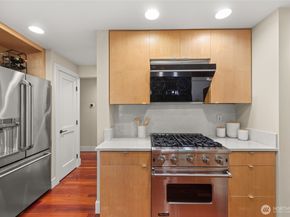 520 176th Lane NE, Bellevue WA 98008