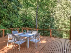 520 176th Lane NE, Bellevue WA 98008