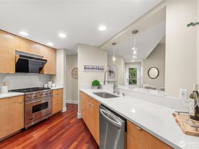 520 176th Lane NE, Bellevue WA 98008
