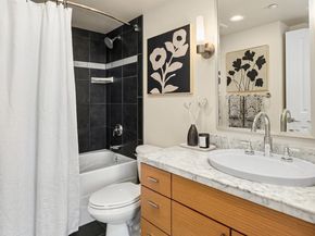819 Virginia Street 2704, Seattle WA 98101
