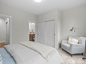 9207 NE 175th Street A, Bothell WA 98011