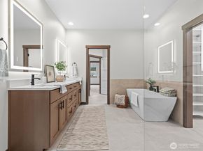 9207 NE 175th Street A, Bothell WA 98011
