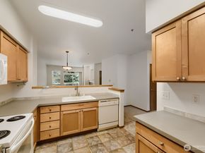 15302 40th Avenue W 3204, Lynnwood WA 98087