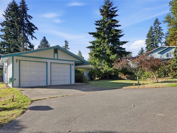 1941 NE Warner Street, Bremerton WA 98310