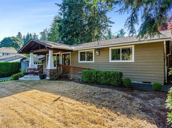 6525 154th Avenue NE, Redmond WA 98052