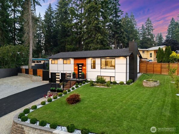 35730 26th Avenue S, Federal Way WA 98003