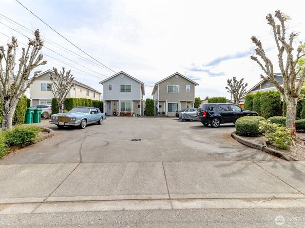 10426 17th Avenue SW 10426, Seattle WA 98146