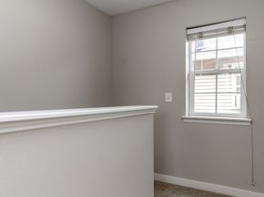 10426 17th Avenue SW 10426, Seattle WA 98146