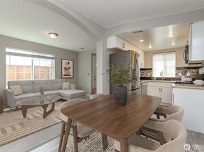 10426 17th Avenue SW 10426, Seattle WA 98146