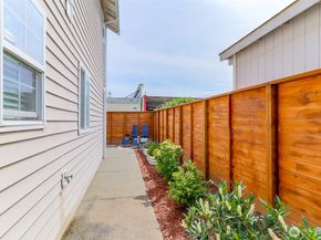 10426 17th Avenue SW 10426, Seattle WA 98146