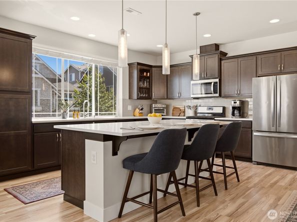 111 210th Street SW, Lynnwood WA 98036