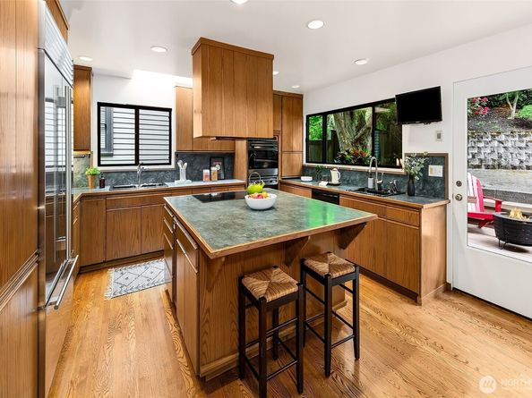 1259 23rd Avenue E, Seattle WA 98112