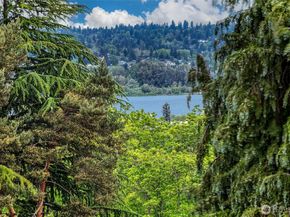 1259 23rd Avenue E, Seattle WA 98112
