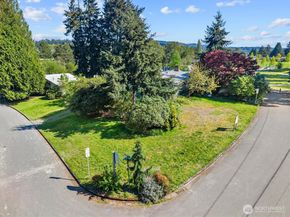 418 111th Avenue SE, Bellevue WA 98004