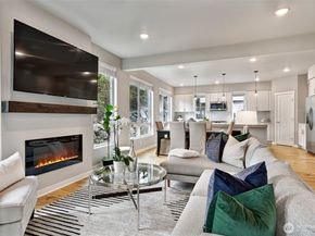 6633 NE 188th Court 6, Kenmore WA 98028