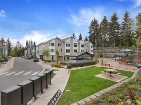 6633 NE 188th Court 6, Kenmore WA 98028