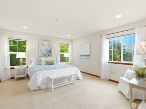 18502 36th Avenue W F, Lynnwood WA 98037