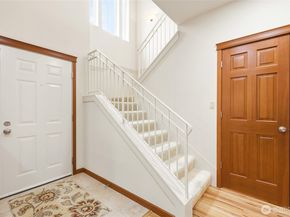 18502 36th Avenue W F, Lynnwood WA 98037