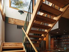 611 Post Avenue 7, Seattle WA 98104